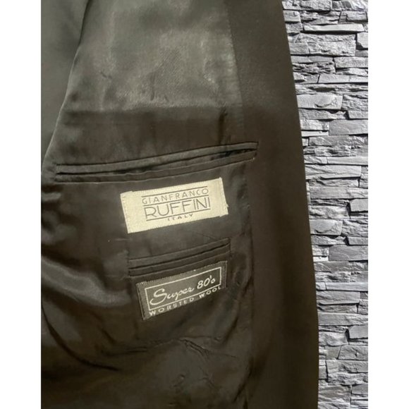 Men's Gianfranco Ruffini Black Suit Jacket Size 42, Worn Once - Picture 6 of 13